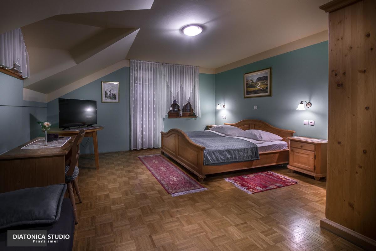 Guesthouse Smogavc Зрече Экстерьер фото